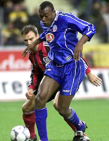 旧展示了他 旧展示了他