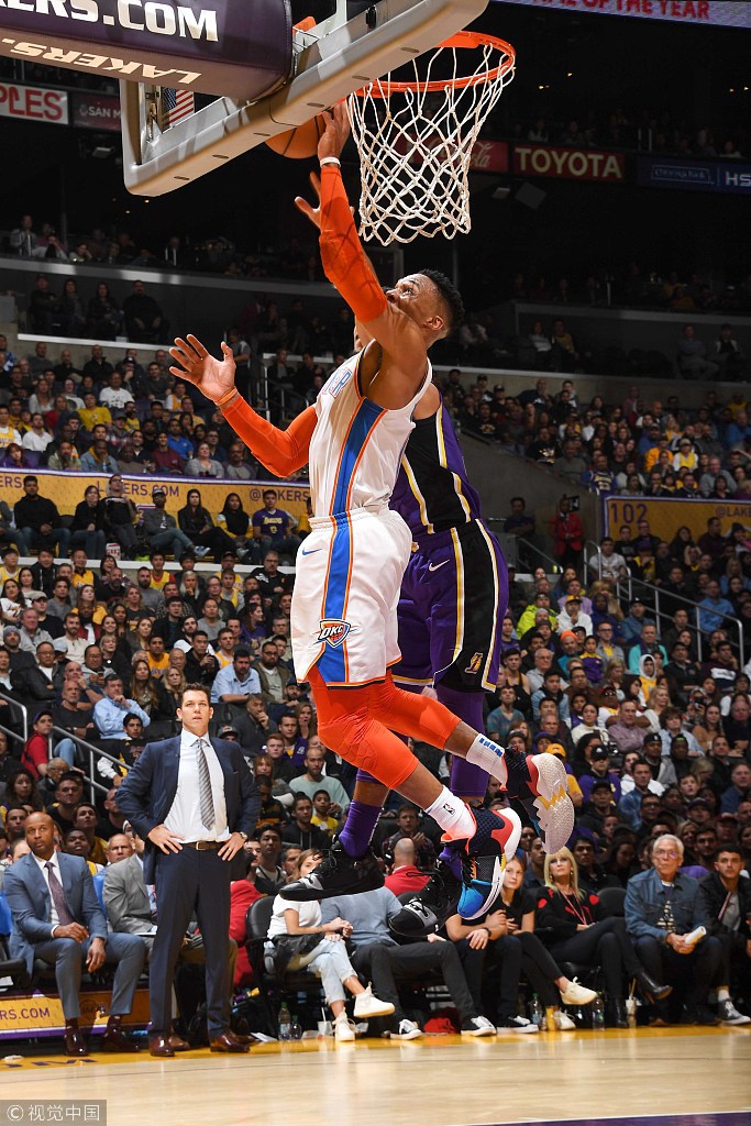 尤其对防守 尤其对防守