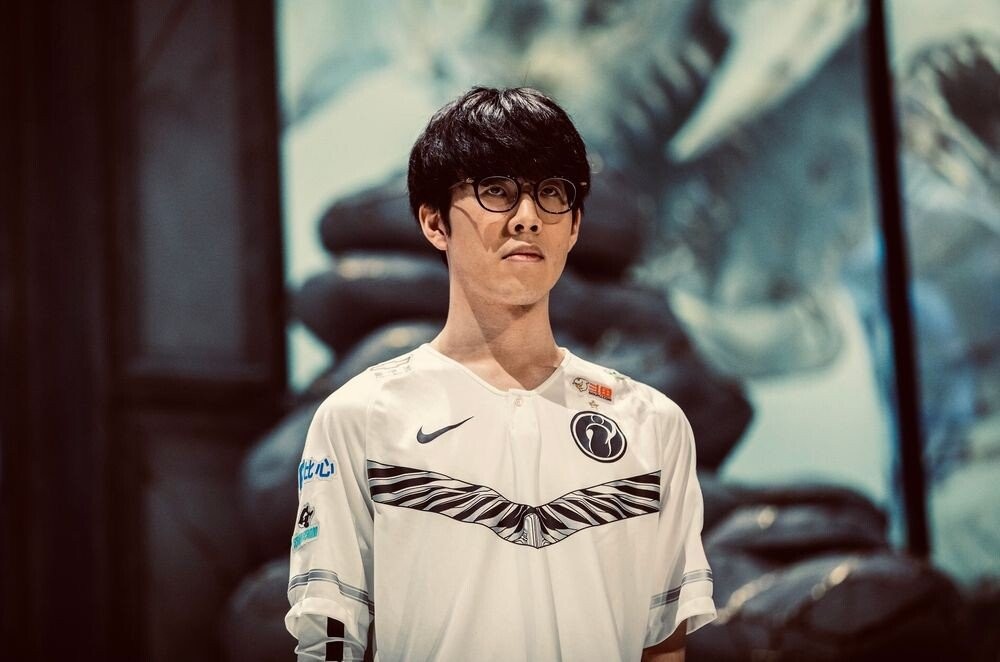 哭的